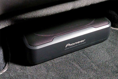 Pioneer TS-WX130EA – aktywny subwoofer 20 cm, maks. 160 W / RMS 50 W