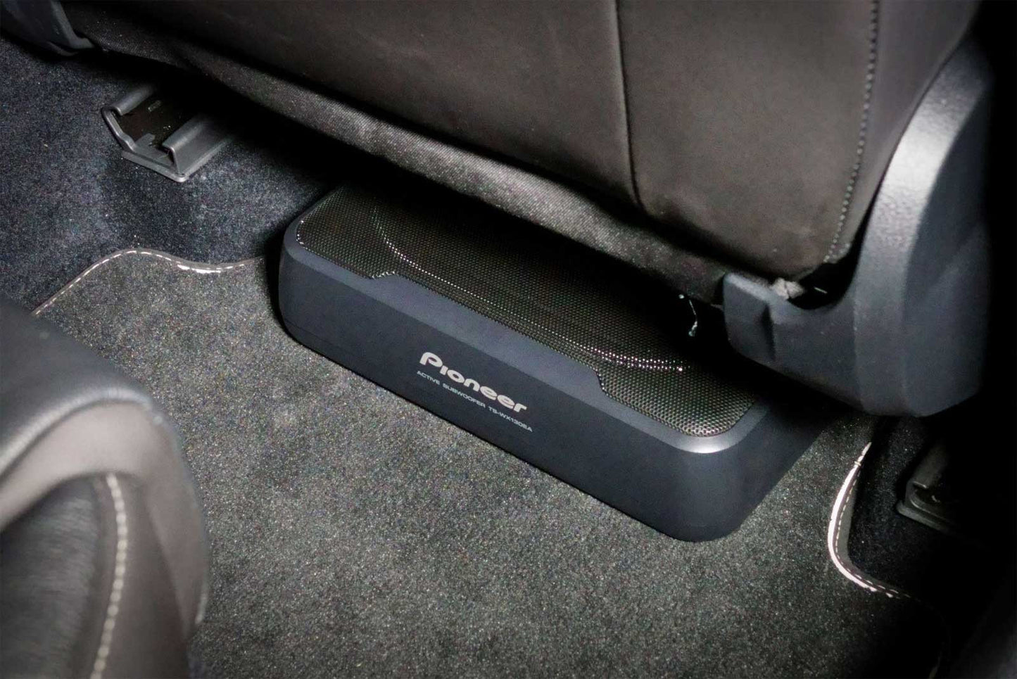 Pioneer TS-WX130EA – aktywny subwoofer 20 cm, maks. 160 W / RMS 50 W